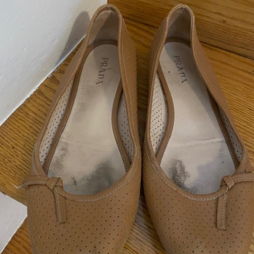 Prada Neutral Flats Size 40